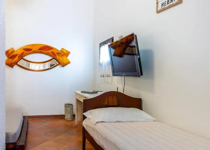 Bed and breakfast Pia 3*